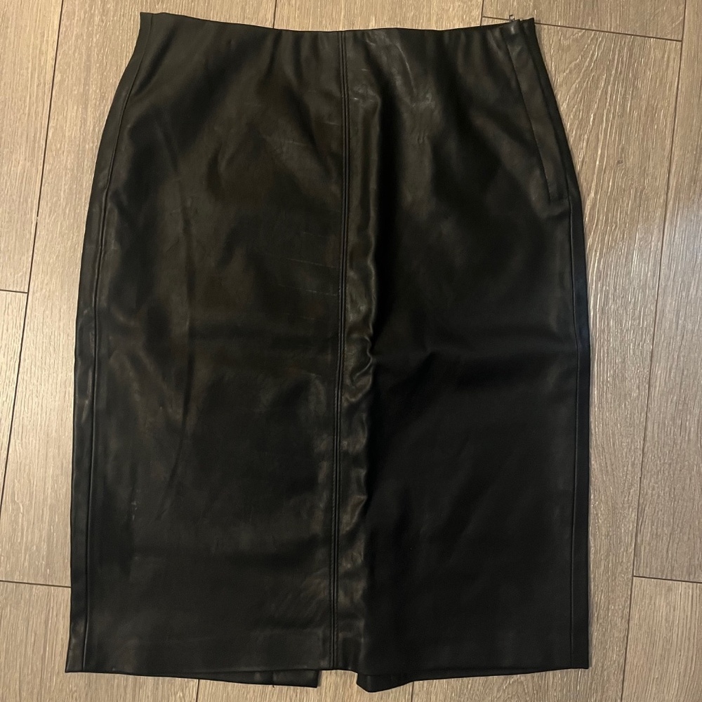 BLANK NYC Black Faux Leather Pencil Skirt. Size 28.